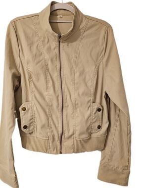 5/$50 Lightweight Beige Bomber Jacket with Zip Front
